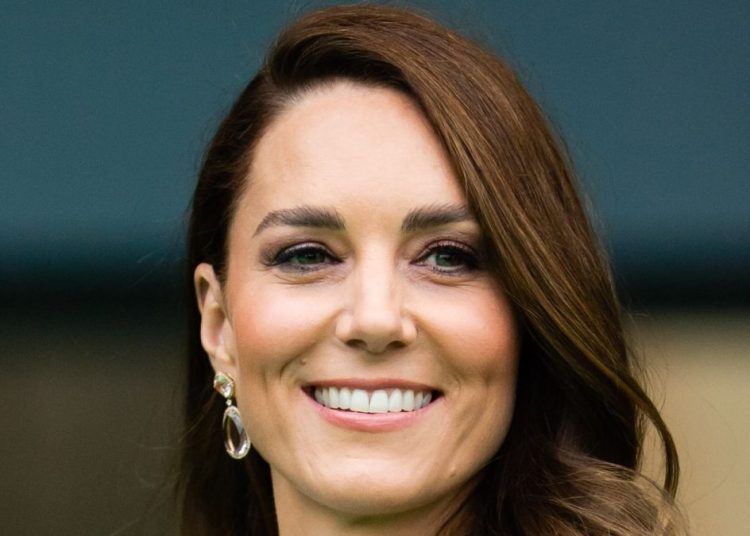 Kate Middleton Ditches Royal Protocol And Breaks Huge Record Hot Sex Picture 