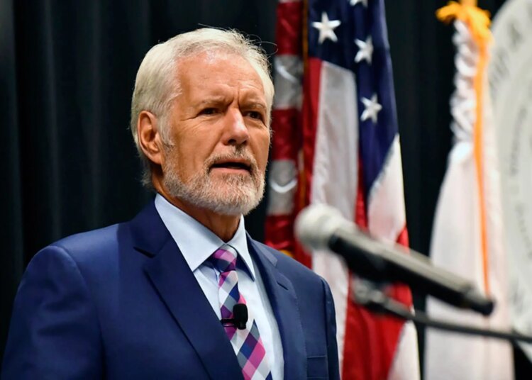 16 Celebrities With Pancreatic Cancer