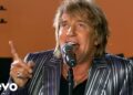 Rod Stewart – Have You Ever Seen The Rain (Official Video)
