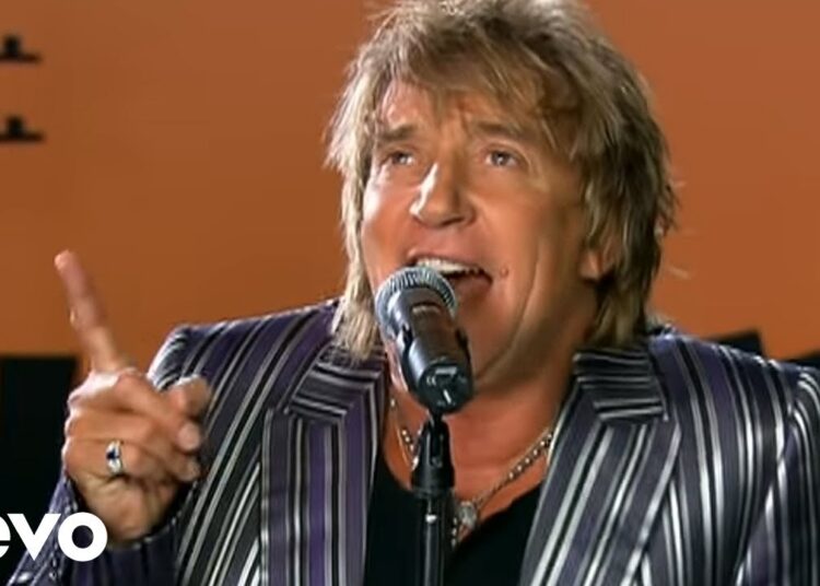 Rod Stewart – Have You Ever Seen The Rain (Official Video)