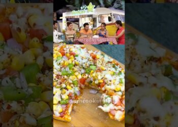 Sonakshi & Varun ‘s Comfort Food  #trending #food #celebrity #pizza a