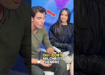 Why Corey Mylchreest Always Avoids Sophie Carson’s Eyes #celebrity #sofiacarson#eeuu#usa #us