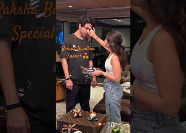 Raksha Bandhan Celebration of Bollywood 🥳 | #shorts #rakshabandhan #bollywood #celebrity