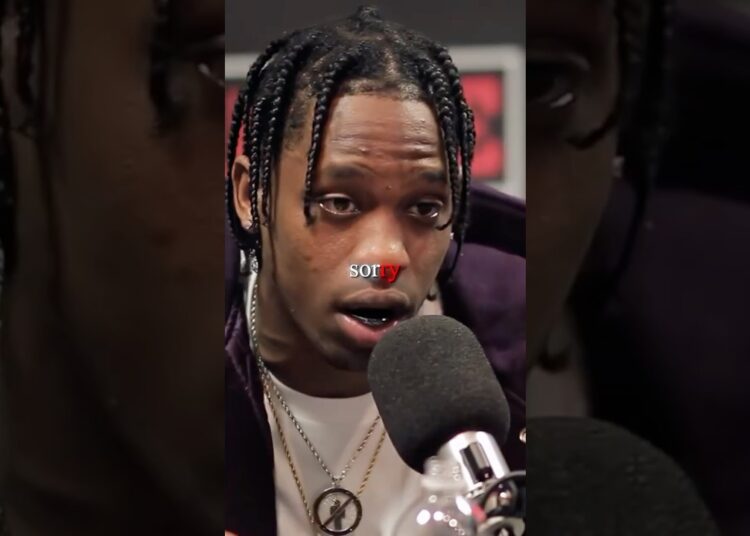 Travis Scott KICKS Cameraman Off Stage 😳🚨