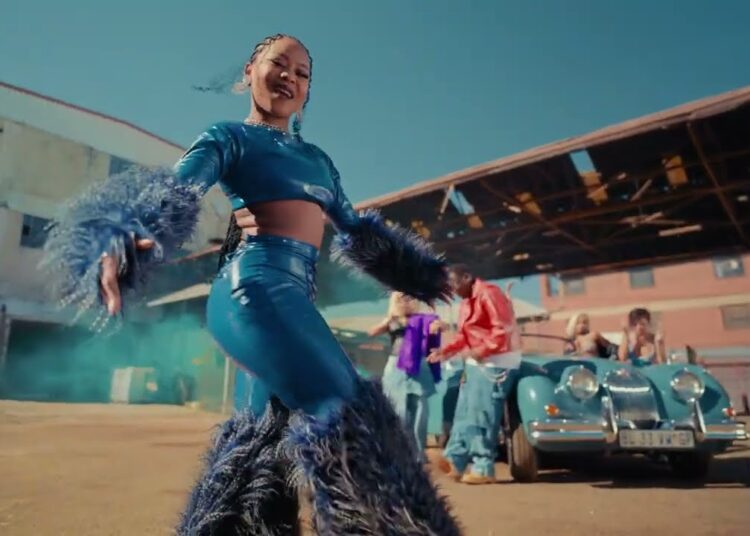 Naledi Aphiwe, Blxckie & LilyFaith – Waiting For You [Pokoloko] (Official Music Video)
