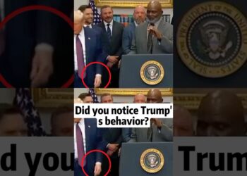 Did you notice Trump’s behavior?#shorts #fyp #celebrity #famous #trump