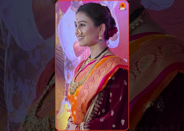 Star Pravah Ganeshotsav 2025 #mrunaldusanis #celebrity #actress #StarPravahGaneshotsav2025 #shorts