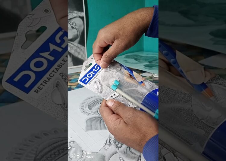 Doms Retractable Eraser use Fine Details #art #drawing #howto #shorts  #artist