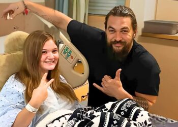 Celebrities Surprising Fans Will Make You Cry 💔
