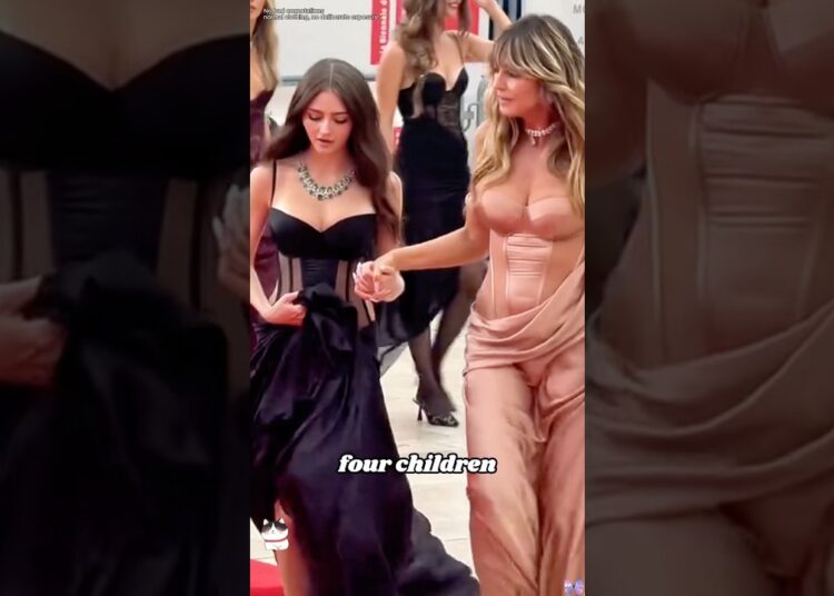 Do you know Heidi Klum has four kids?#heidiklum #shorts #celebrity #edits