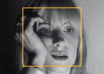 Hayley Williams: Ego Death at a Bachelorette Party