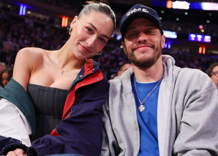 7 Captivating Celebrity Couple Journeys in 2025