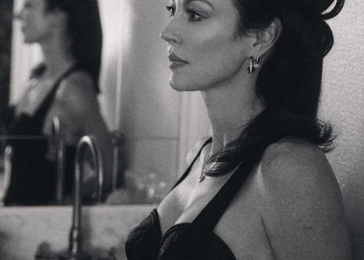 Amanda Shires Unveils Powerful New Single "Piece of Mind" and Official Music Video