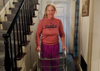 Amy-Schumer-Shares-Health-Update-After-Undergoing-Back-Surgery