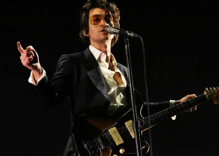 Are Arctic Monkeys teasing new music?