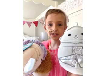 Ariana Grande Sends Package of Squishmallows to Influencer Brie Amid Stage 4 Cancer Battle
