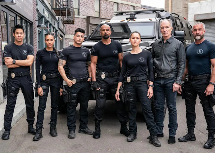 The cast of