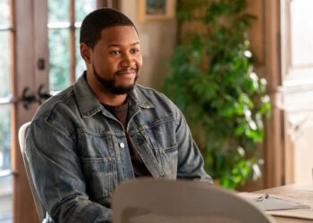 apple tv+ Luke Tennie as Sean on season 2 of 'Shrinking'