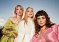 Blusher press shot