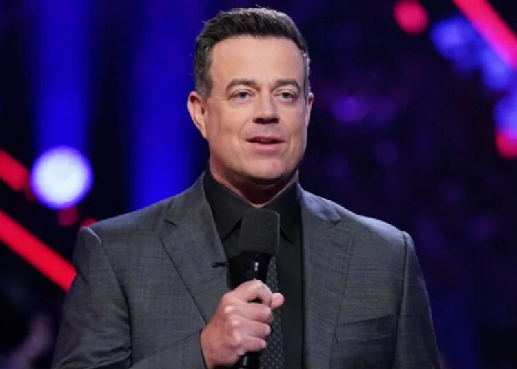 Carson Daly on The Voice Season 27.