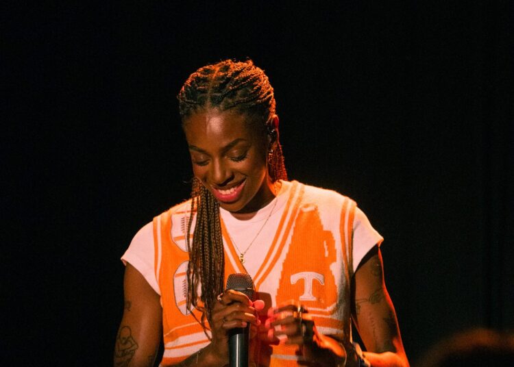Cat Burns Drops New Single “All This Love”