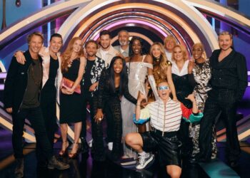 Group photo of Celebrity Big Brother contestants.