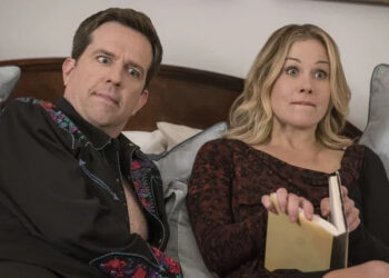 Hopper Stone/Warner Brothers/Kobal/Shutterstock Ed Helms and Christina Applegate gawked at Chris Hemsworth's body in a memorable 'Vacation' scene.