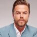 Derek Hough to Replace Billy Bush as New Host of 'Extra'