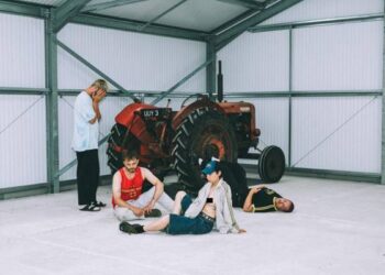 Divorce Surprise Release 'Drive To Goldenhammer (Deluxe Edition)', Share New Song Wendolene