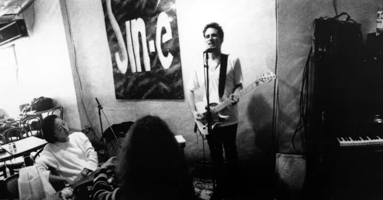 Jeff Buckley, 1993. Photo: Merri Cyr/ Courtesy: Everett Collection.