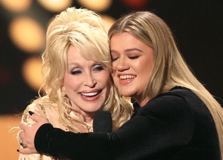 Dolly Parton's advice for Kelly Clarkson after ex's death - Celebrity News - Entertainment