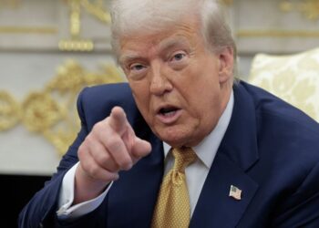 Donald Trump issued devastating blow as Hollywood A-lister snubs him | Celebrity News | Showbiz & TV