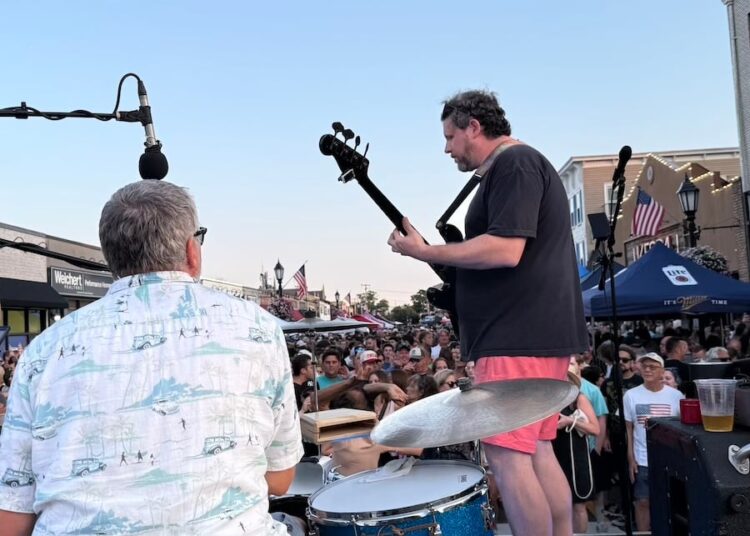 Downtown Farmingdale rocks out for latest Music on Main festival