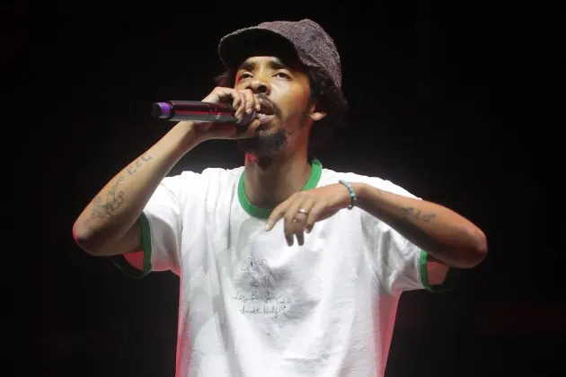 Earl Sweatshirt Announces Release Date & Track List for ‘Live Laugh Love’ Album