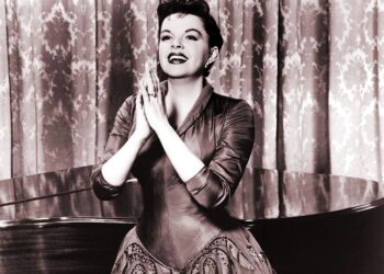 A Star is Born (1954) Actress Judy Garland as Esther Blodgett and Vicki Lester in a scene from the film directed by George Cukor. Musical movie