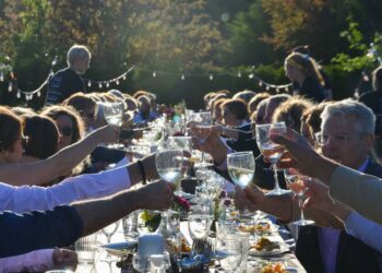 Farm dinner, beer garden events and live music continue at Cantigny in Wheaton – Shaw Local