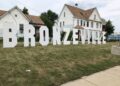 Bronzeville letters in 2018. Photo by Jeramey Jannene.