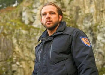 fire country cast max thieriot sheriff country spinoff cameo