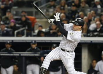 Former MLB Star Mark Teixeira Running For Congress In Texas