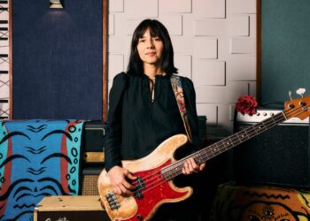 Former Pixies Bassist Paz Lenchantin Releases New Single 'Hang Tough'