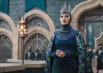 Gal Gadot Says 'Pressure' To Condemn Israel Led To 'Snow White' Flop