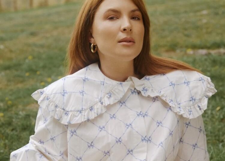 Georgia Lines shares new single 'Til The Music Stops'.