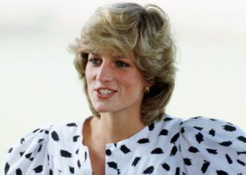 Get Inspired By Princess Diana's Summer Wardrobe