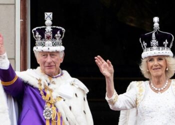 Greek holidays British Dutch royals