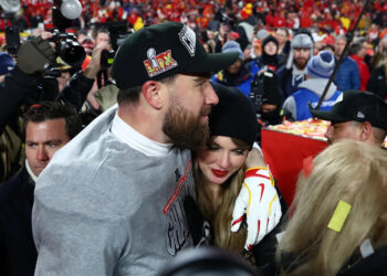 Taylor Swift and Kansas City Chiefs tight end Travis Kelce.Mark J&period; Rebilas-Imagn Images