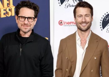 Hollywood Stars Arrive in Rhode Island for 'Ghostwriter'
