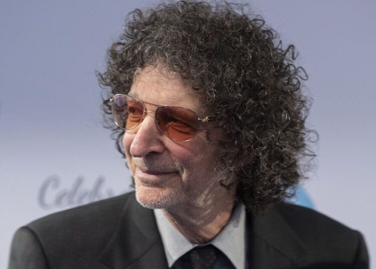 Howard Stern makes live special announcement after cancellation news - Celebrity News - Entertainment