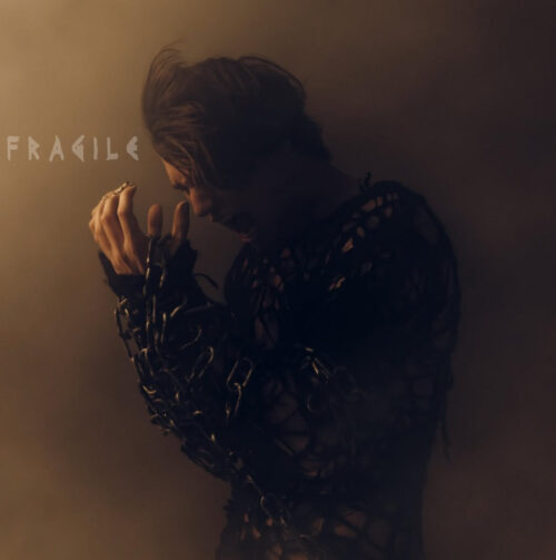 Huddy gets deep with new song “Fragile” » // MELODIC Magazine