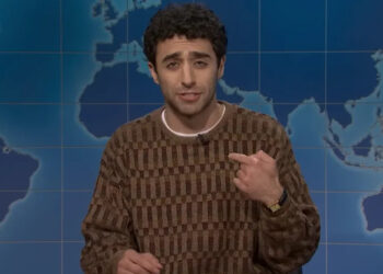 Emil Wakim on Weekend Update in SNL.