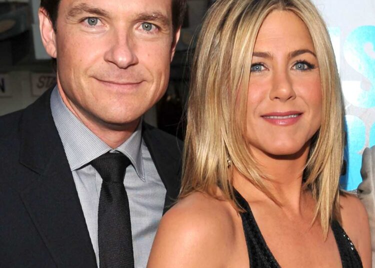 Inside Jennifer Aniston Dinners With Jason Bateman and Jimmy Kimmel